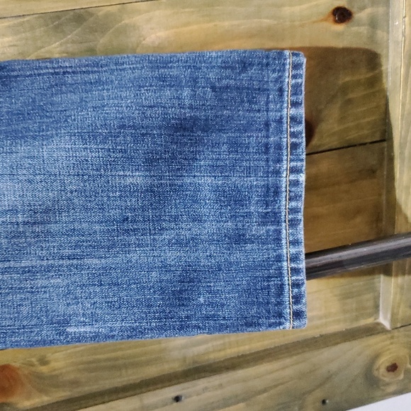 AEO AMERICAN EAGLE BOY FIT BLUE DENIM JEANS  SIZE 8 CROPPED - Picture 6 of 8